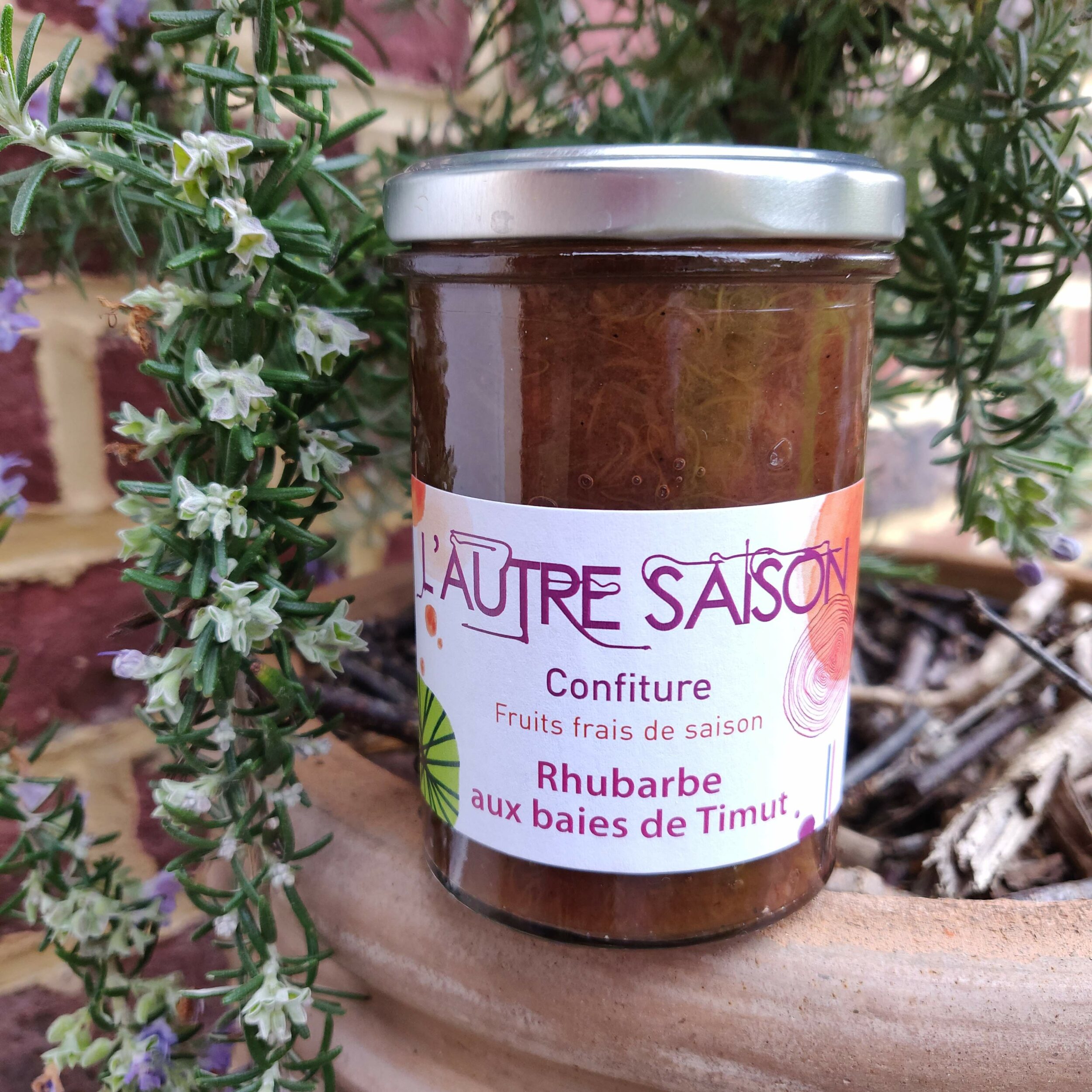 Confiture artisanale Extra de rhubarbe aux baies de Timut