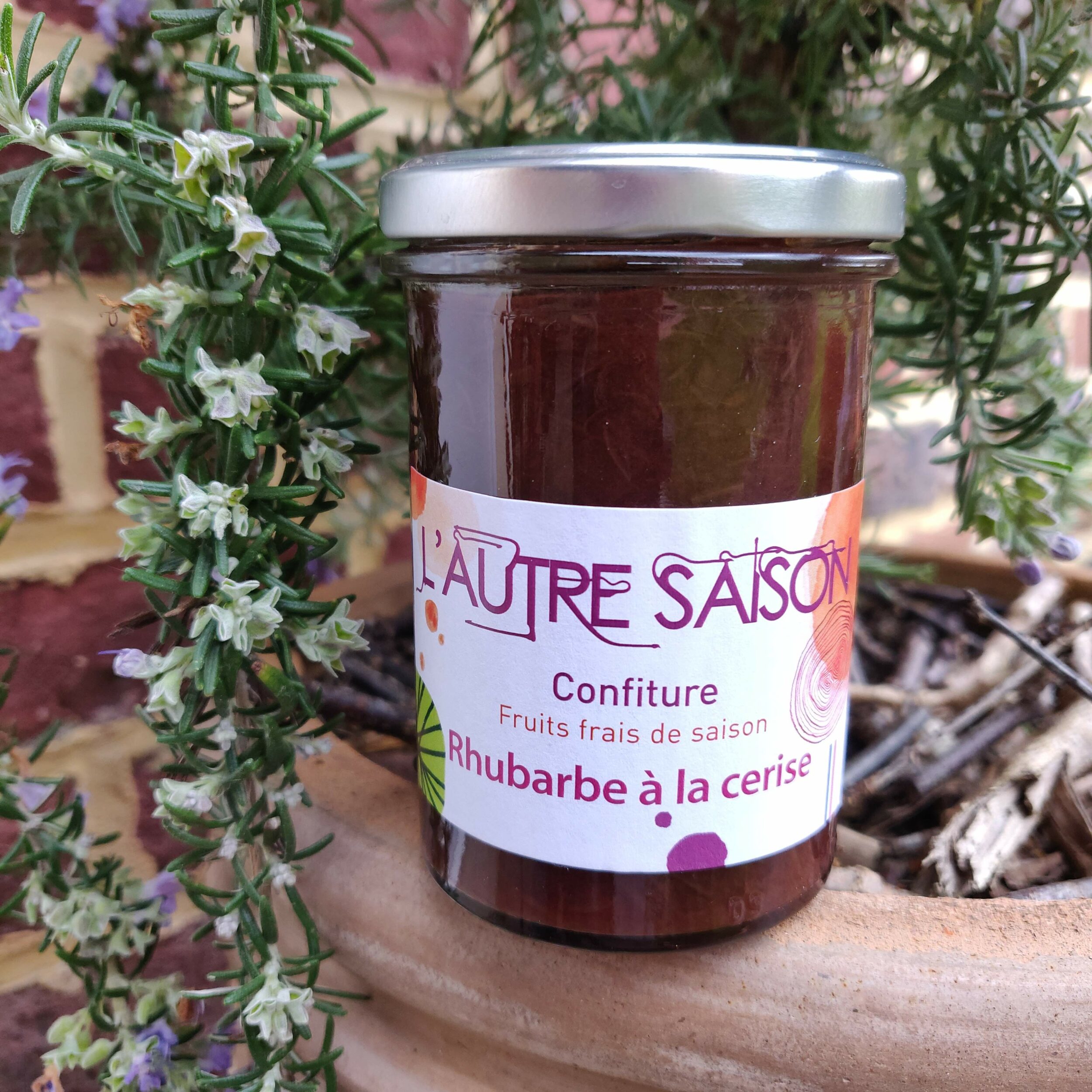 Confiture artisanale Extra de rhubarbe à la cerise